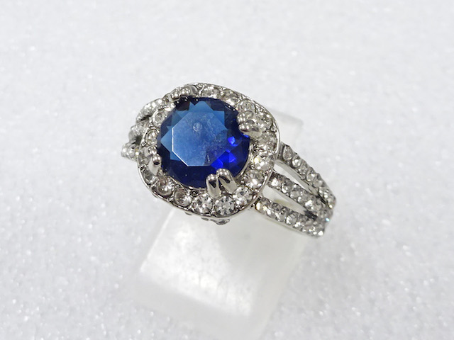 Japanese Kimono / Antique Accessories Metal